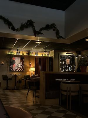 Sparrow Wine Bar by null