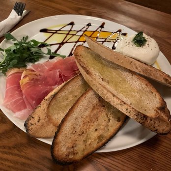 Fat Olives - Burrata - Pizza Near Me - Flagstaff, Arizona