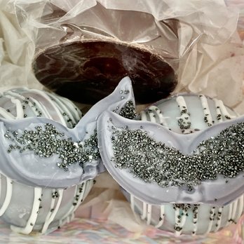 Sweet As Southern Tea - Mermaid cocoa bombs & chocolate covered Oreo - Bakeries Near Me Sweet As Southern Tea - Mermaid cocoa bombs & chocolate covered Oreo - Bakeries Near Me