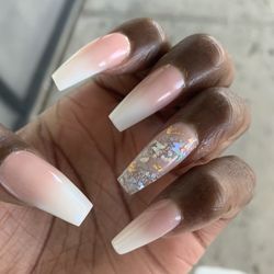 Angelic Nails Spa - Pink and white ombré nails with glitter design
