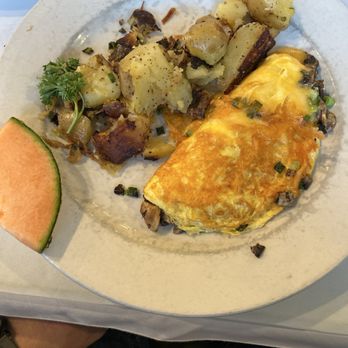 Sandpiper Cafe - Mushroom omelette - Breakfast & Brunch Near Me - Juneau, Alaska Sandpiper Cafe - Mushroom omelette - Breakfast & Brunch Near Me - Juneau, Alaska