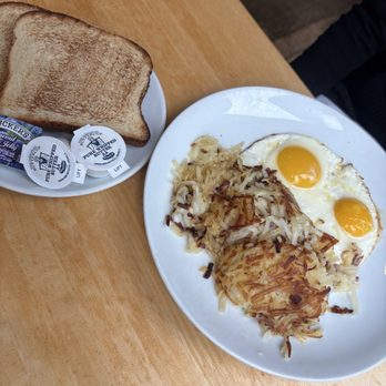 Yolk - Streeterville - Egg combo - Breakfast & Brunch Near Me - Chicago, Illinois