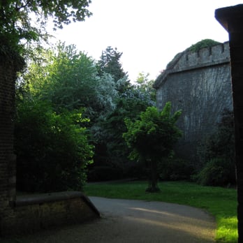Fort X - Aussenansicht vom Park aus gesehen. - Landmarks & Historical Buildings Near Me - Cologne, NW