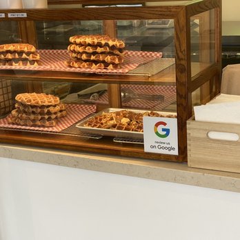 7Gradi - Waffles - Gelato Near Me - Honolulu, Hawaii