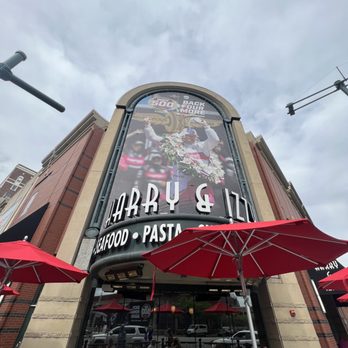 Harry & Izzy's - Outside - Steakhouses Near Me - Indianapolis, Indiana Harry & Izzy's - Outside - Steakhouses Near Me - Indianapolis, Indiana