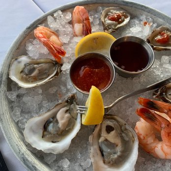 The Sinclair - Kumamoto Oysters - Bars Near Me - Fairfield, Connecticut