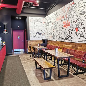 Shawerma Plus - the interior of a restaurant - Mediterranean Near Me - Mississauga, Ontario