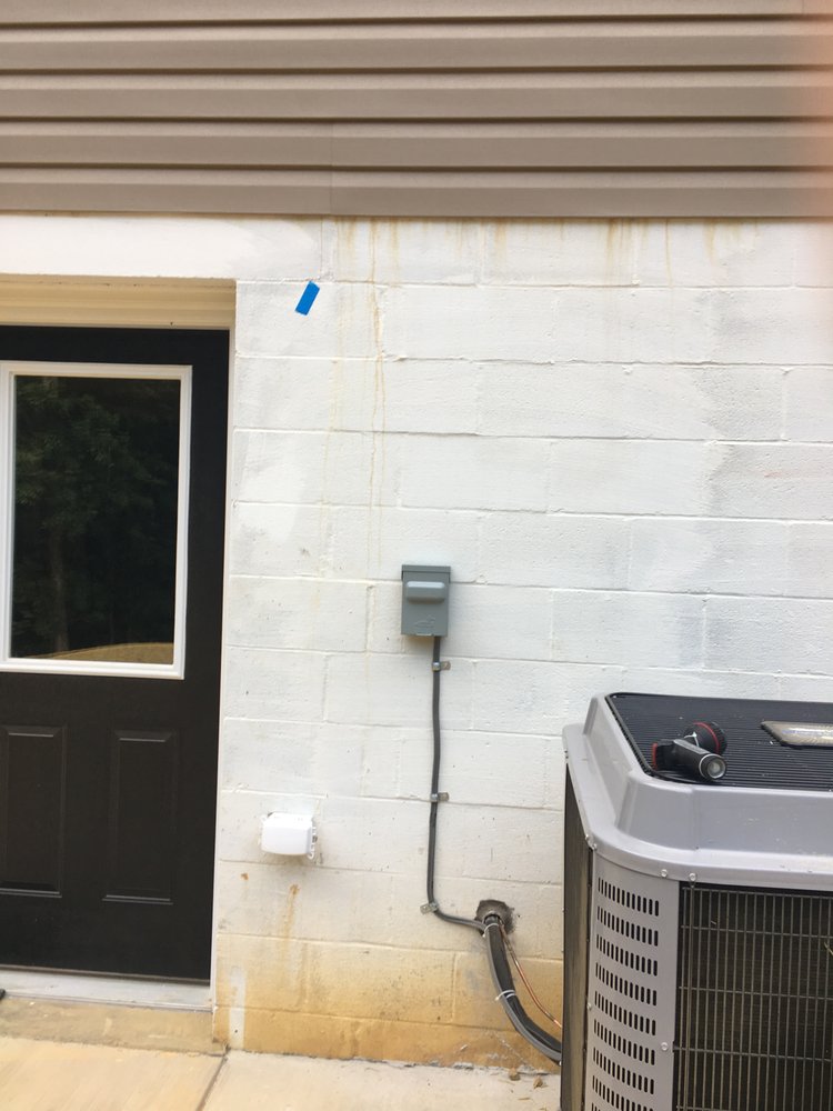 OLIVER HOMES Updated August 2024 34 Photos 19733 Leitersburg Pike