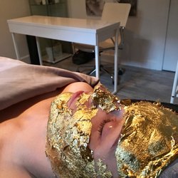 Kim James Skincare - 24k Gold Facial