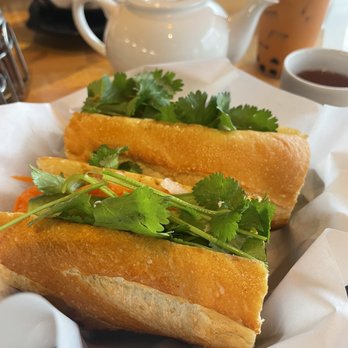Cloud 9 - Charbroiled Pork Sandwich - Bnh M Tht Nng - Vietnamese Near Me - Vancouver, Washington