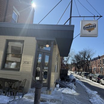Rowhome Coffee - Pine Street - Coffee & Tea Near Me - Philadelphia, Pennsylvania