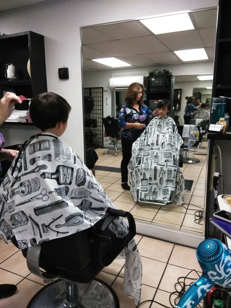 A LITTLE PLACE FOR HAIR Updated October 2024 26 W Granada Blvd