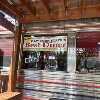 Crazy Ottos Empire Diner - Advertisement for Best diner - Coffee & Tea Near Me - Herkimer, New York