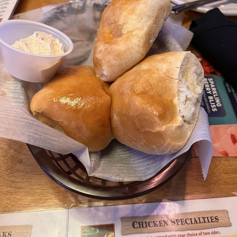 Texas Roadhouse - Complimentary bread and cinnamon butter - Steakhouses Near Me - Mount Dora, Florida