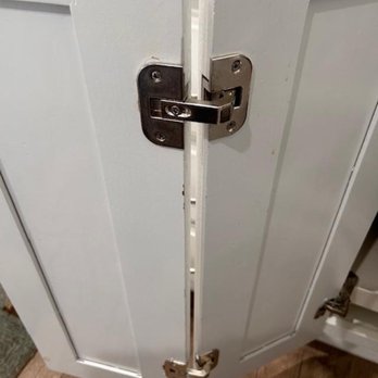 Orange Handyman - new hinges - Handyman Near Me Orange Handyman - new hinges - Handyman Near Me