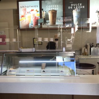 Häagen-Dazs - Inside - Ice Cream & Frozen Yogurt Near Me - Ka'anapali, Hawaii