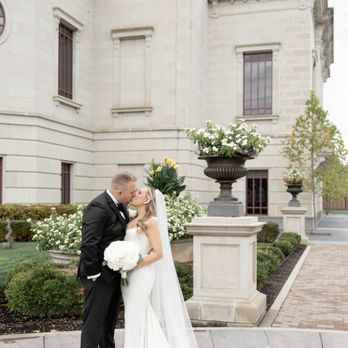 Hotel Carmichael - Hotels Near Me - Carmel, Indiana