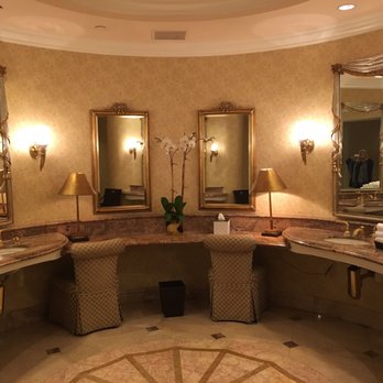 Polo Lounge - Ladies' Room - New American Near Me - Beverly Hills, California Polo Lounge - Ladies' Room - New American Near Me - Beverly Hills, California