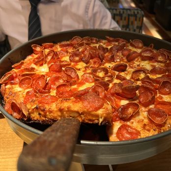 BJ's Restaurant & Brewhouse - PIZZA - New American Near Me - West Palm Beach, Florida