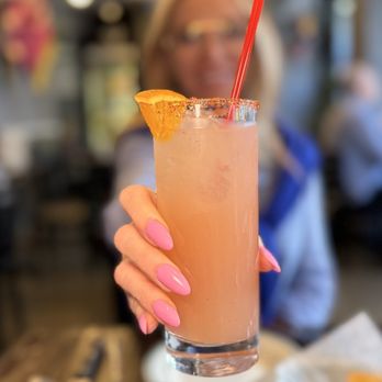 Las Pińatas - Paloma - Mexican Near Me - Chicago, Illinois Las Pińatas - Paloma - Mexican Near Me - Chicago, Illinois