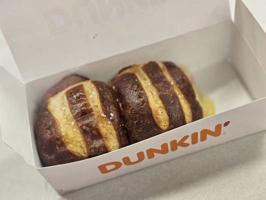 DUNKIN' - Updated June 2026 - 16 Photos & 19 Reviews - 2081 Hog