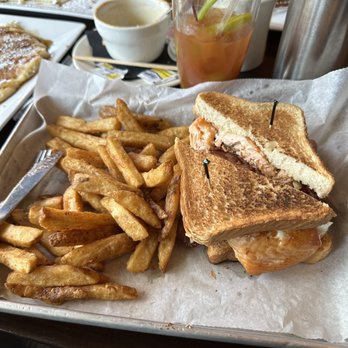 Cristy's Madison, Restaurant & Bar - Salmon BLT - American Near Me - Madison, Connecticut Cristy's Madison, Restaurant & Bar - Salmon BLT - American Near Me - Madison, Connecticut
