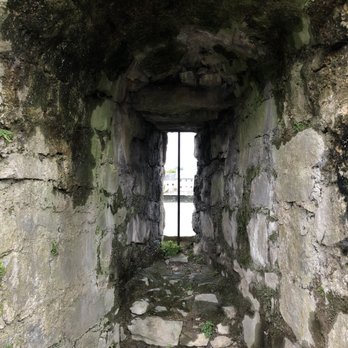 King John's Castle - Landmarks & Historical Buildings Near Me - Limerick, LK King John's Castle - Landmarks & Historical Buildings Near Me - Limerick, LK