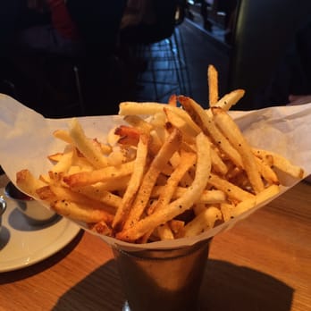 R+D Kitchen - Awesome hand cut fries - New American Near Me - Yountville, California