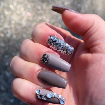 Lux & Prim Nail Studio - Nail Salons Near Me - Everett, Washington Lux & Prim Nail Studio - Nail Salons Near Me - Everett, Washington