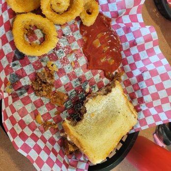 Cruis'n Kitchen - Chicken fried steak basket - Burgers Near Me - Muskogee, Oklahoma Cruis'n Kitchen - Chicken fried steak basket - Burgers Near Me - Muskogee, Oklahoma