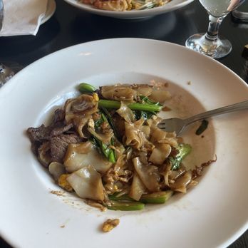 Cafe Chili - Beef Pad Cee Eew - Thai Near Me - Brooklyn, New York Cafe Chili - Beef Pad Cee Eew - Thai Near Me - Brooklyn, New York