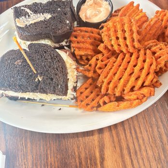 Kilroy's Bar N' Grill - Reuben Loaded Waffle Fries - Sports Bars Near Me - Indianapolis, Indiana Kilroy's Bar N' Grill - Reuben Loaded Waffle Fries - Sports Bars Near Me - Indianapolis, Indiana