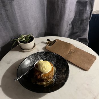 Bowline Hotel - Apple bread pudding from the restaurant! - Hotels Near Me - Astoria, Oregon Bowline Hotel - Apple bread pudding from the restaurant! - Hotels Near Me - Astoria, Oregon