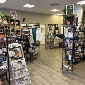 The Tea Spout - More of the shopping area - Tea Rooms Near Me - Chesterfield, Missouri