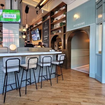 Swift Tavern - Bars Near Me - Chicago, Illinois Swift Tavern - Bars Near Me - Chicago, Illinois