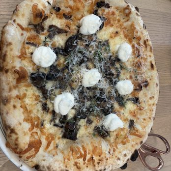 Mad Nice - Italian Near Me - Detroit, Michigan