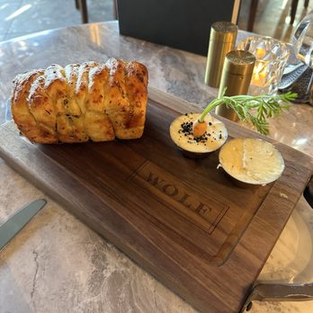 Wolf by Vanderpump at Caesars Republic Lake Tahoe - Wolf bread - American Near Me - Stateline, Nevada
