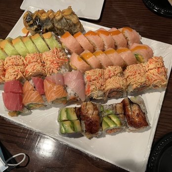 Sushi Palace - That sprinkly looking sushi was good. - Japanese Near Me - Hamden, Connecticut Sushi Palace - That sprinkly looking sushi was good. - Japanese Near Me - Hamden, Connecticut