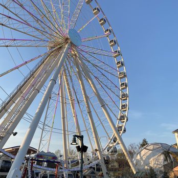 The Island - Ferris wheel - Amusement Parks Near Me - Pigeon Forge, Tennessee The Island - Ferris wheel - Amusement Parks Near Me - Pigeon Forge, Tennessee