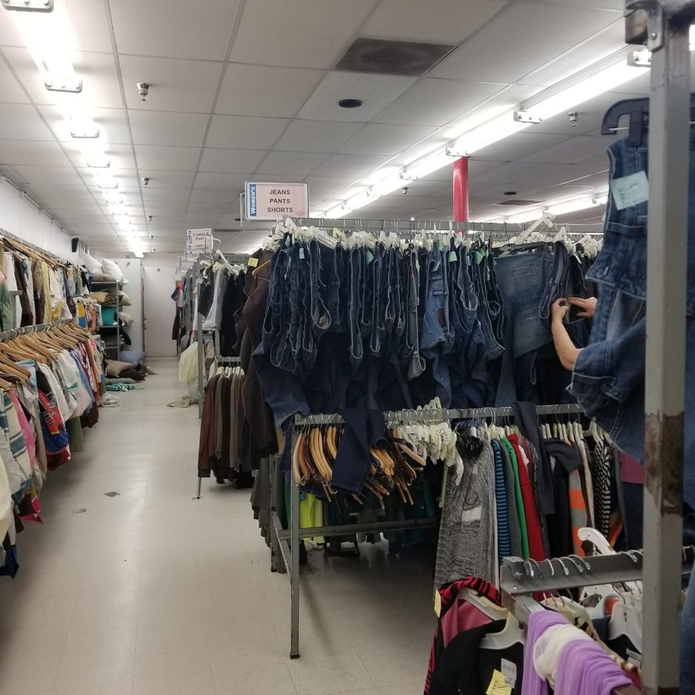 Village Discount Outlet - Used, Vintage & Consignment Near Me - Chicago, Illinois