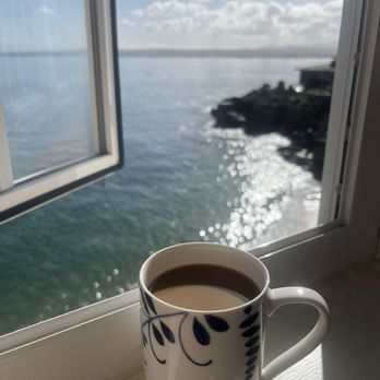 Spindrift Inn - Hotels Near Me - Monterey, California