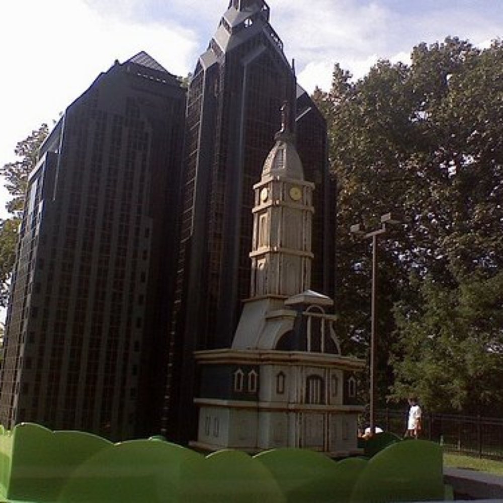 Franklin Square - City Hall in Franklin Square's mini golf course - Parks Near Me - Philadelphia, Pennsylvania Franklin Square - City Hall in Franklin Square's mini golf course - Parks Near Me - Philadelphia, Pennsylvania