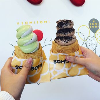 Somisomi - Matcha and Black Sesame swirl w/red bean filling and macaroon topping (L) & Chocolate Swirl w/ nutella filling and oreo crumb topping (R) - Ice Cream & Frozen Yogurt Near Me - Irvine, California Somisomi - Matcha and Black Sesame swirl w/red bean filling and macaroon topping (L) & Chocolate Swirl w/ nutella filling and oreo crumb topping (R) - Ice Cream & Frozen Yogurt Near Me - Irvine, California