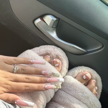 Qtee Nails & Lashes - toes to match - Nail Salons Near Me - San Jose, California