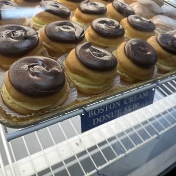 Mike's Pastry - Boston Cream Donut $5 (October 2025) - Bakeries Near Me - Boston, Massachusetts