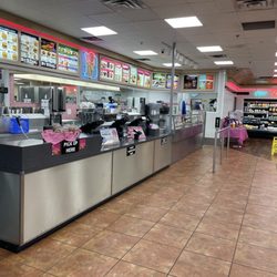 Braum's - Front counter