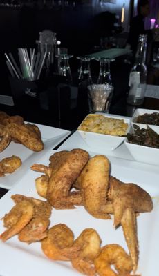 VISIONS EATERY & LOUNGE by null