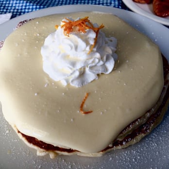 Moke's Bread & Breakfast - Lilikoi pancakes - Breakfast & Brunch Near Me - Kailua, Hawaii