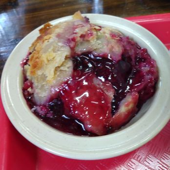 Lyndon's Pit Bar-B-Q - Blackberry cobbler - Barbeque Near Me - Houston, Texas Lyndon's Pit Bar-B-Q - Blackberry cobbler - Barbeque Near Me - Houston, Texas