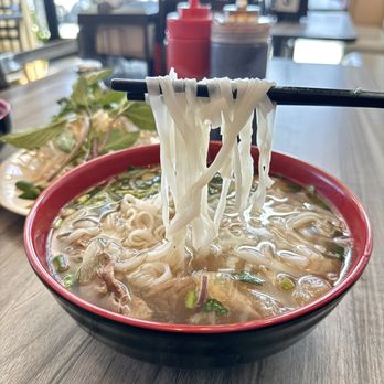 Pho Bo To Grill - Pho tái (rare tender beef pho) w/ fresh noodles - Noodles Near Me - Richmond, Texas Pho Bo To Grill - Pho tái (rare tender beef pho) w/ fresh noodles - Noodles Near Me - Richmond, Texas